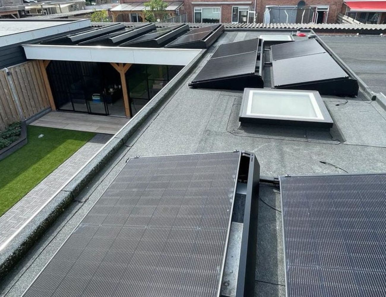 zonnepanelen-op-overkapping